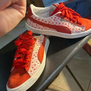 PUMA 50th ANNIVERSARY SUEDE HELLO KITTY